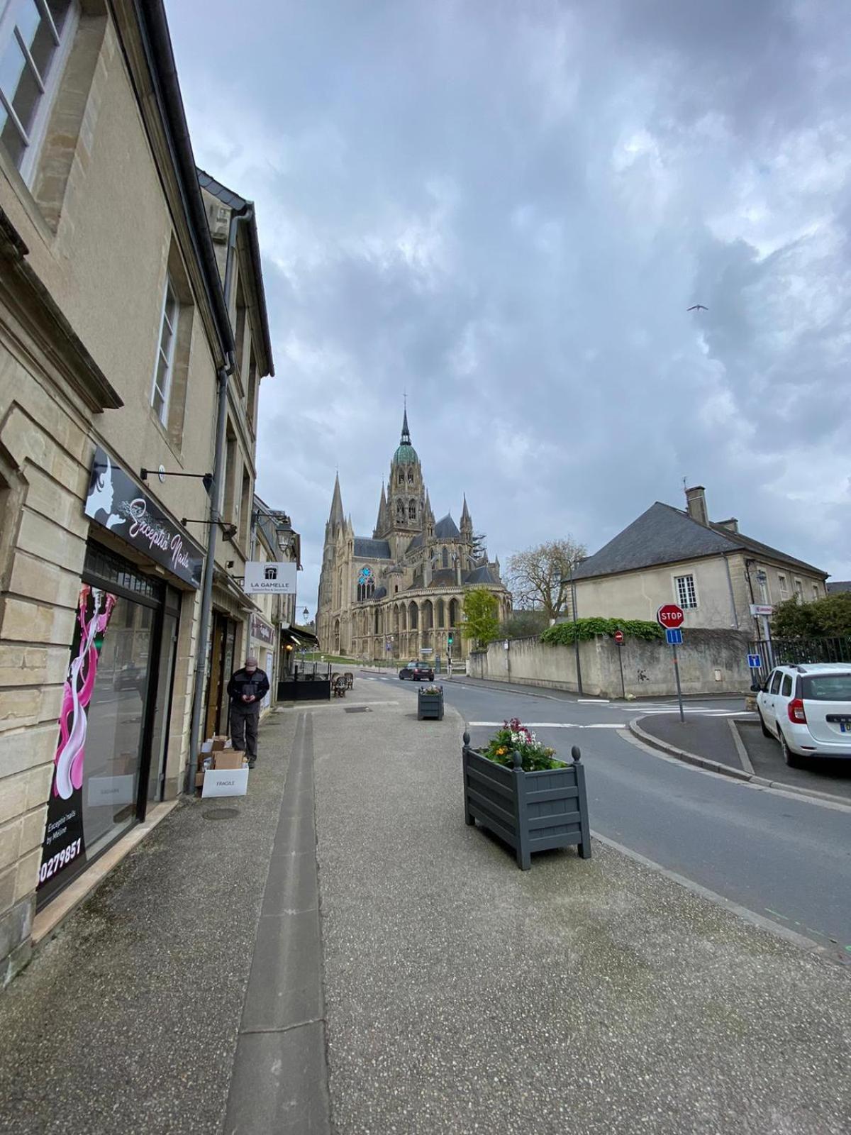 Bayeux Dday 80E Studio A Cote De La Cathedrale Apartment Exterior photo