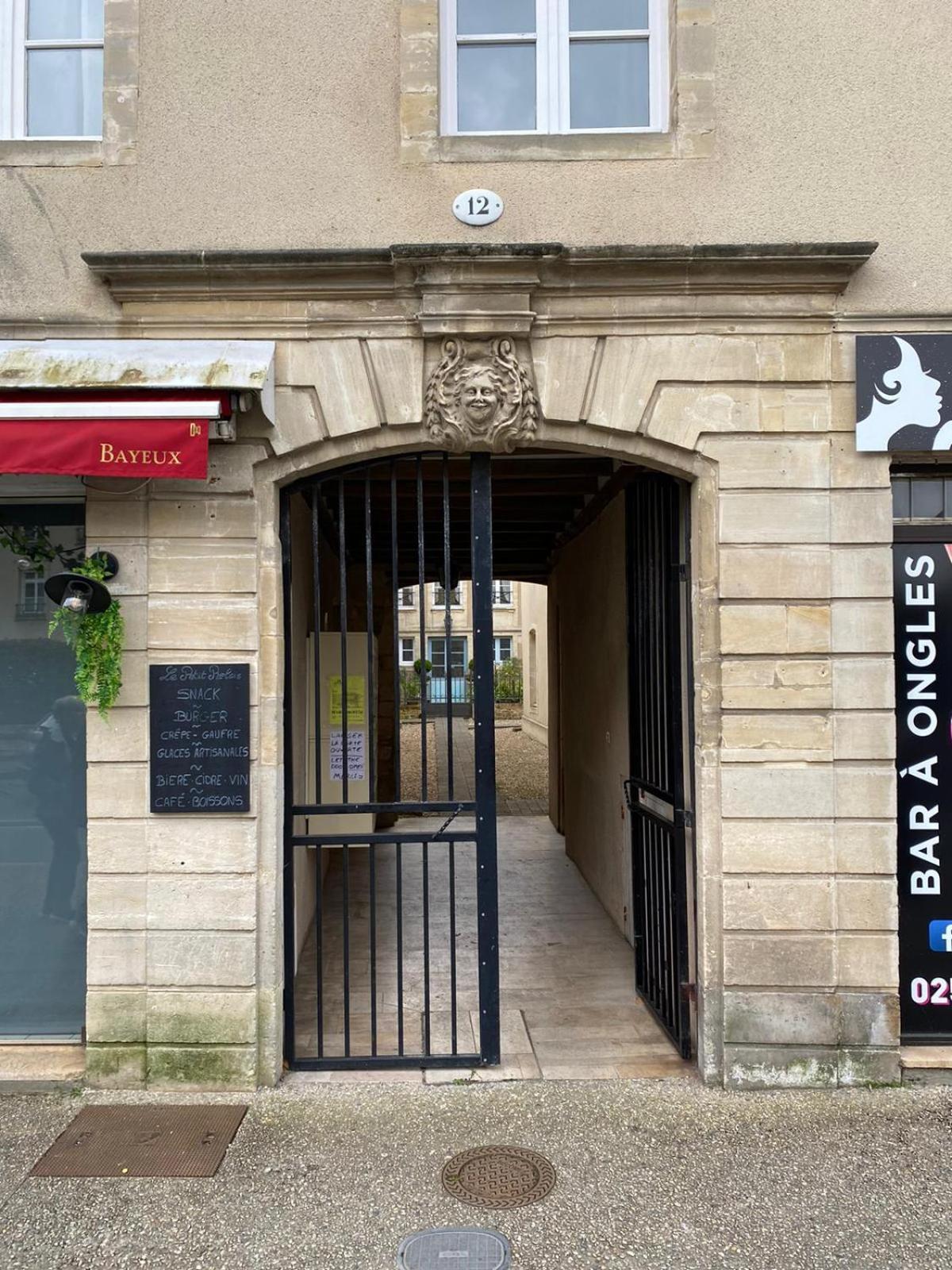 Bayeux Dday 80E Studio A Cote De La Cathedrale Apartment Exterior photo